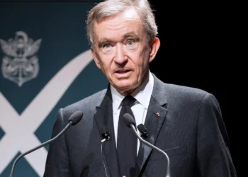 dono da LVMH, homem mais rico do mundo, Bernard Arnault