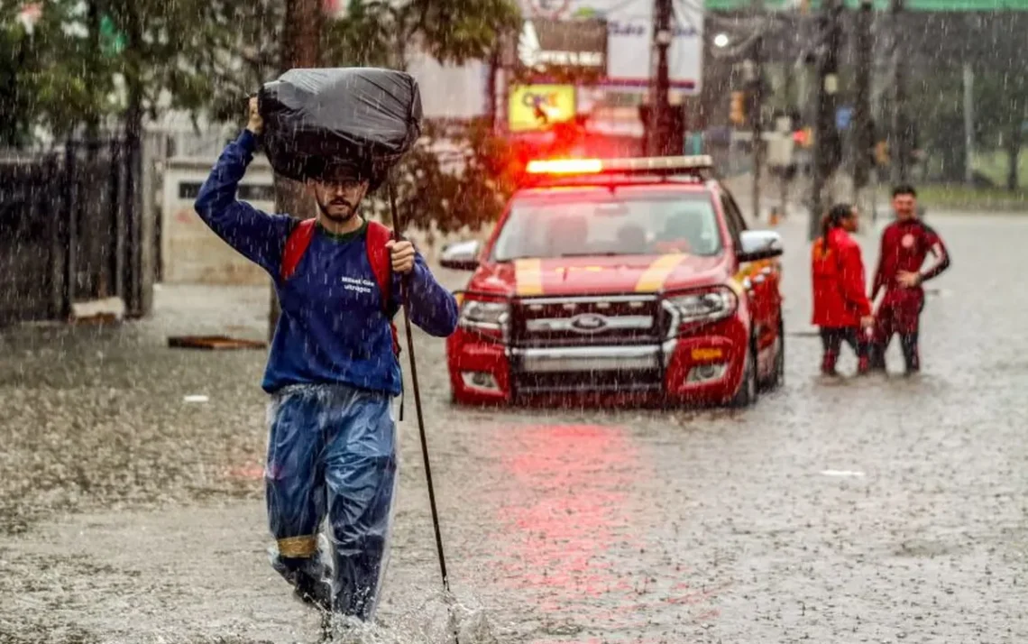 precipitações, tempestades, pluvias;