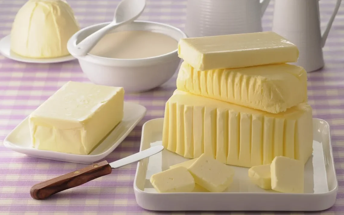 gordura-animal, manteiga, gordura-vegetal, margarina, mante, manteiga-de-leite, manteiga-de-manteiga, margarina-hidrogenada, margarina-vegetal;
