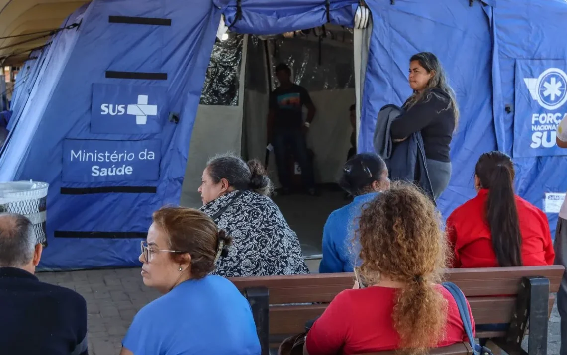 unidades, de campanha, centros, de campanha, instalações, de campanha;